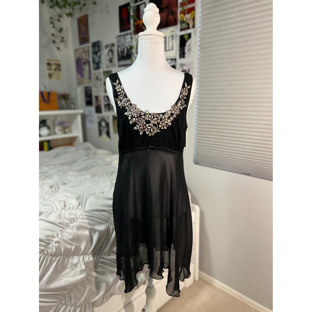 Linea Donatella Black Lace‎ Sheer Chemise Lingerie M Beaded Floral Appliqué